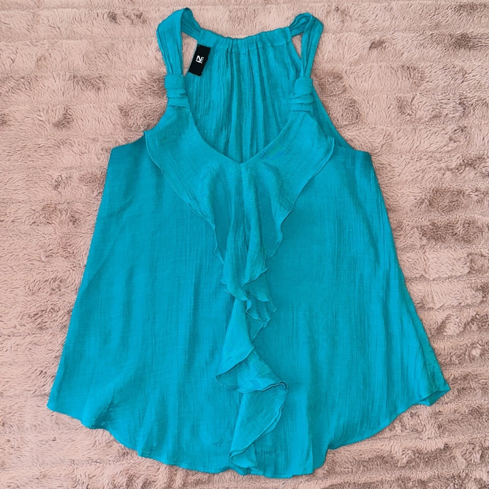 Beautiful turquoise flowy tank